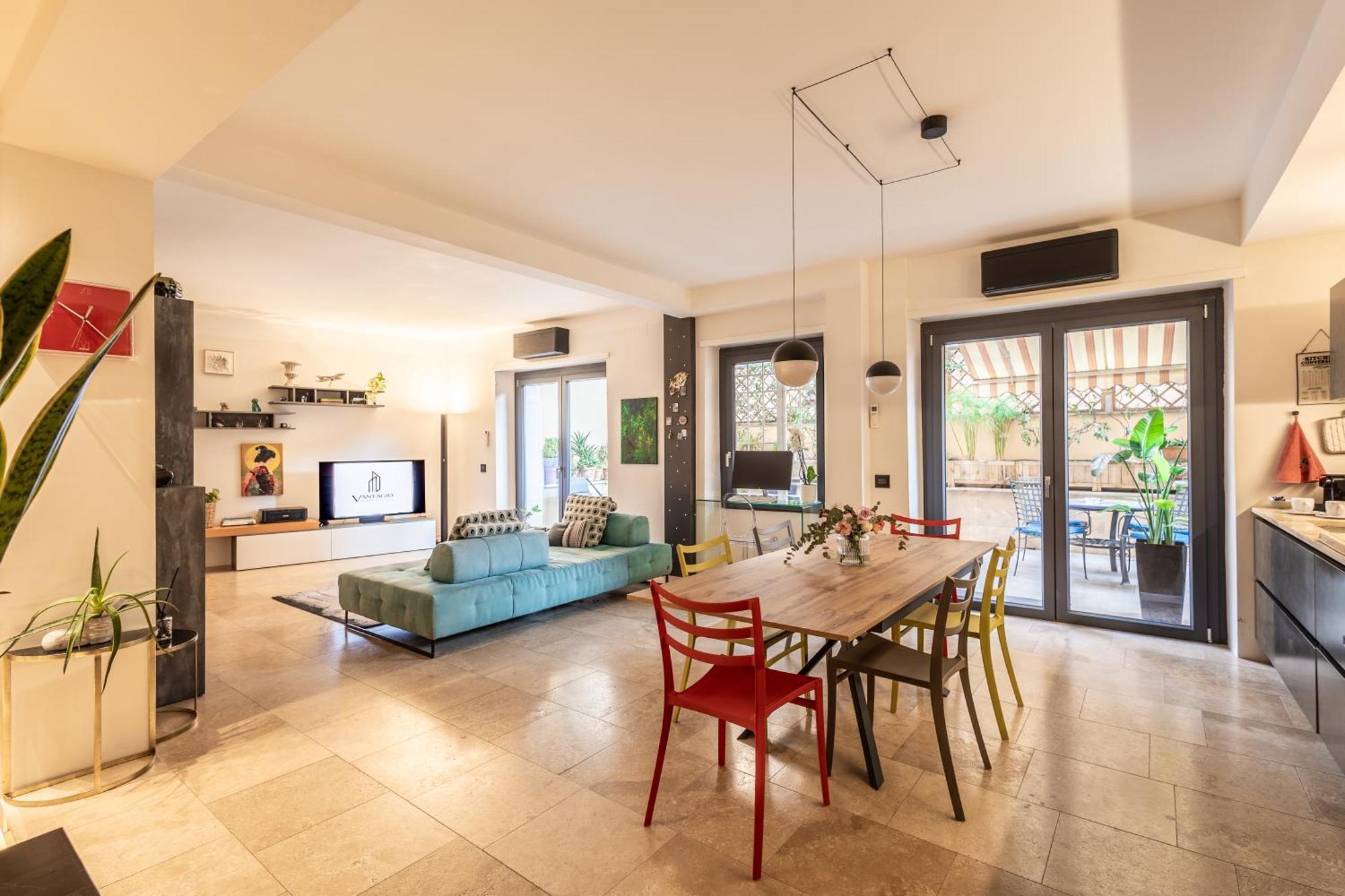 Appartamento Aedrian's Loft. Boutique With Private Terrace In The Center Of